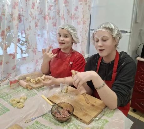 ВСЕМИРНЫЙ ДЕНЬ ПЕЛЬМЕНЯ 