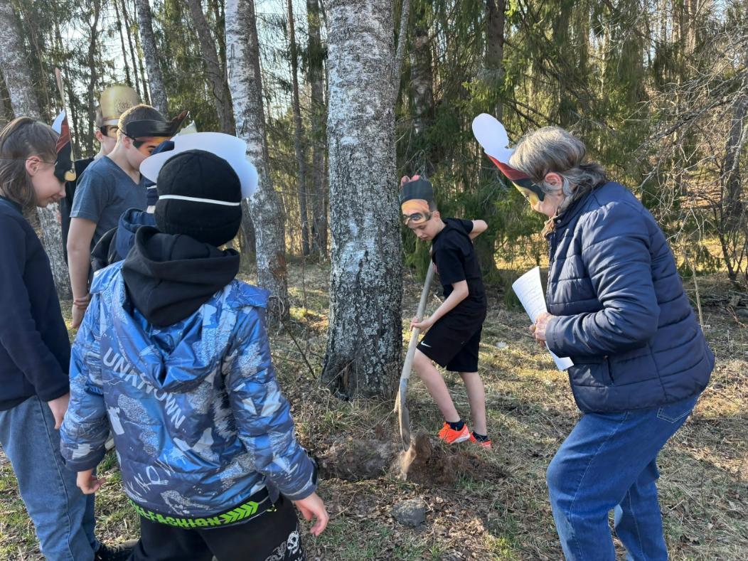 ВИКТОРИНА «КТО МНОГО СМЕЕТСЯ, ТОМУ ЛЕГЧЕ ЖИВЁТСЯ»