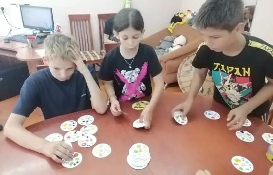 НАСТОЛЬНЫЕ ИГРЫ