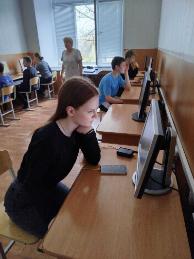 Воспитанники продолжают учиться работать на компьютере