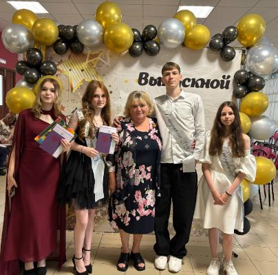  ПОЗДРАВЛЯЕМ НАШИХ ВЫПУСКНИКОВ!!!